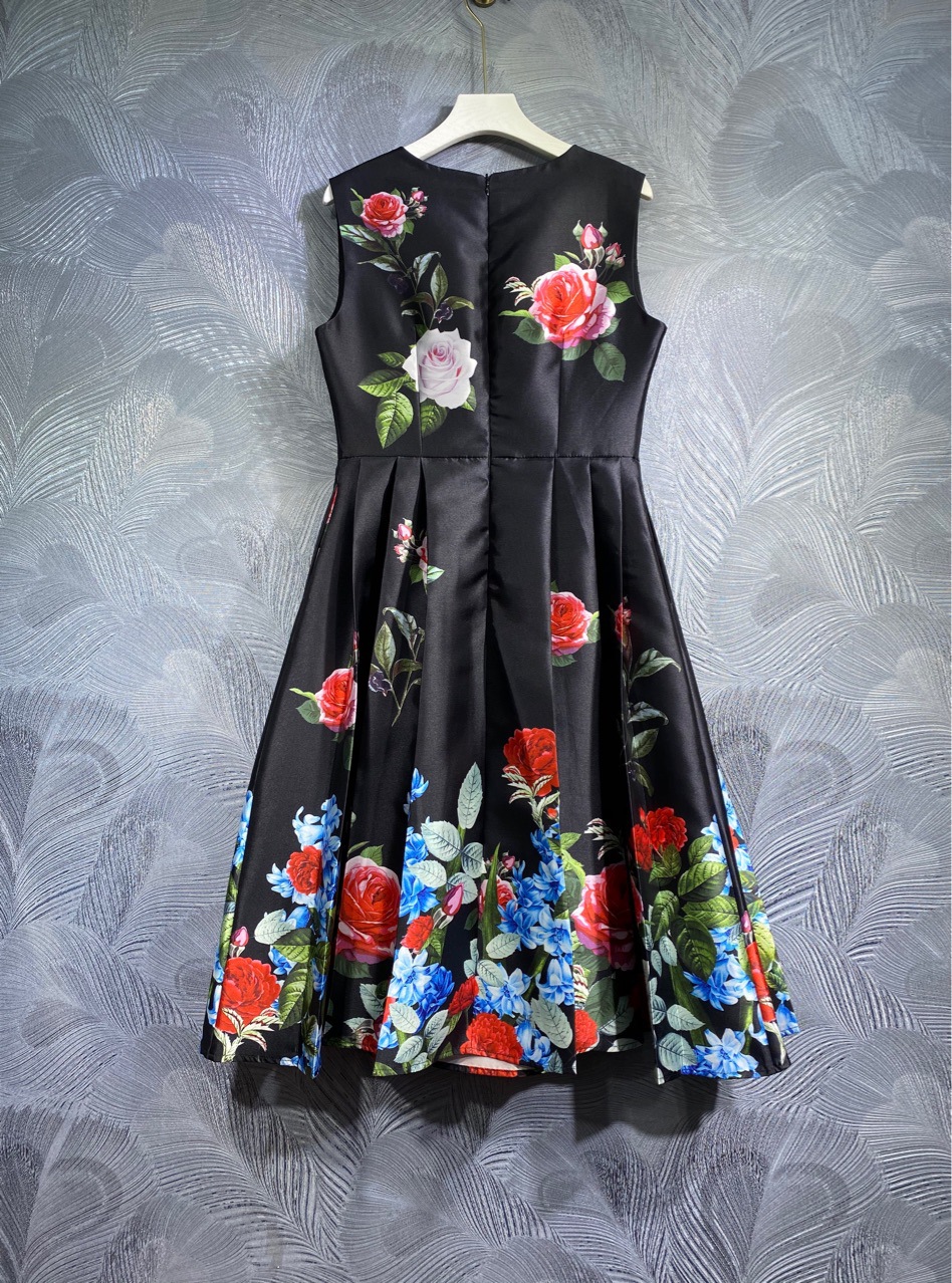 2024 Spring Floral Print Sukienka Black Slevele Bez rękawów w dekolcie dotkniętą kolanami sukienki T3N291507