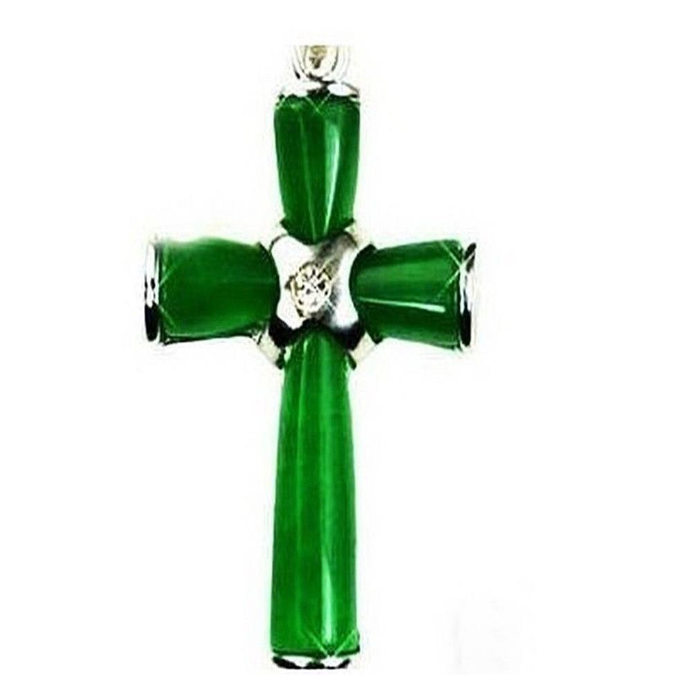 Hermoso colgante de cruz de jade verde y collar Chain285T