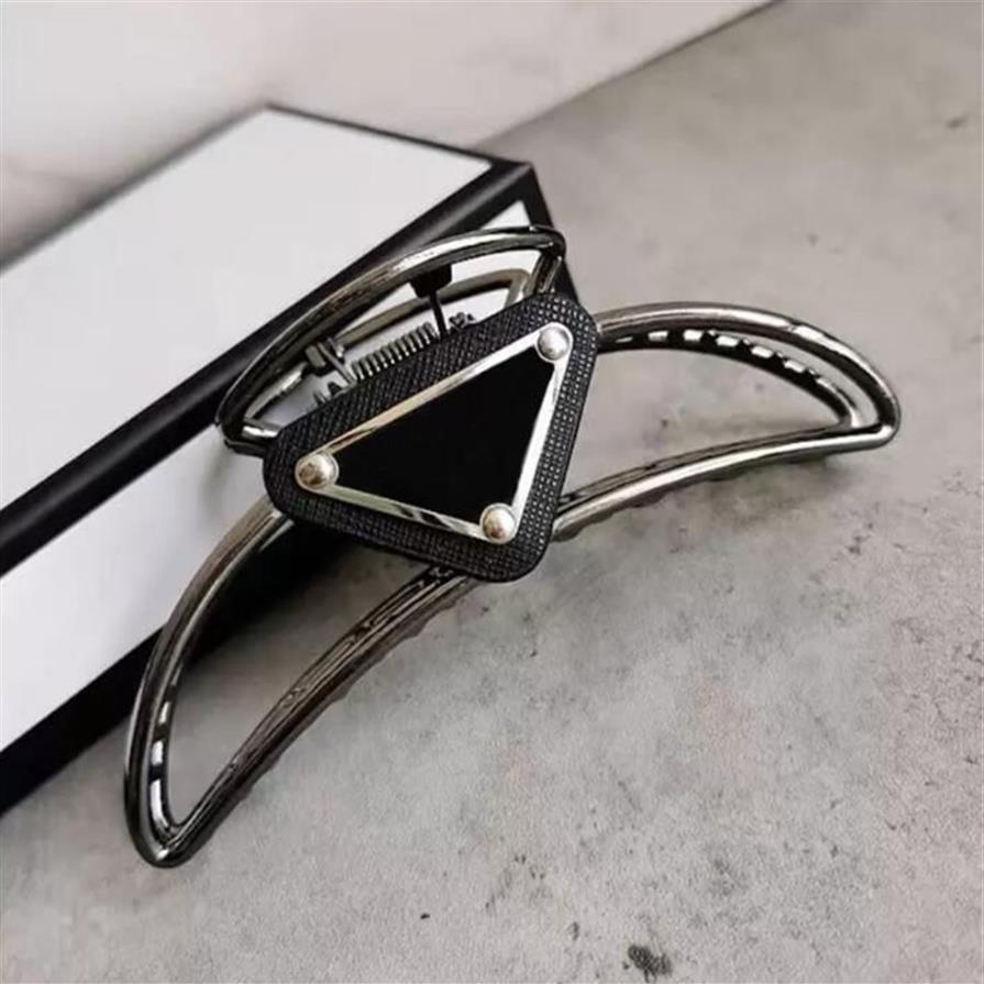 Womens Designer HairClips & Barrettes Metal Triangle Ladies Hair Clip With Stamp Women Girl Brand High Quality Fashion Hair Access339W