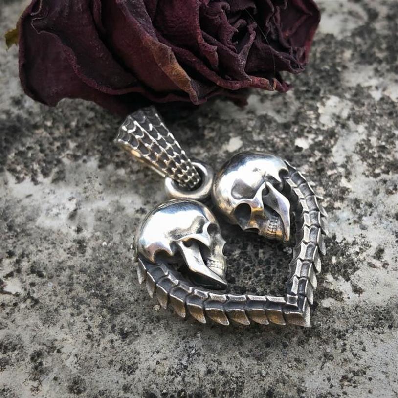 Naszyjniki wiszące osobowość kobiety biżuteria ze stali nierdzewnej męskiej gotycka podwójna czaszka serce para motocyklista prezentpendant318d