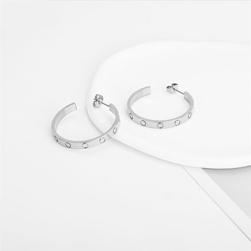 Högutgåva Hoop Huggie Screw Stud Love Earrings For Women Ladies Girls Gift Jewelry 316L Titanium Steel Designer Jewelry Surfa1852
