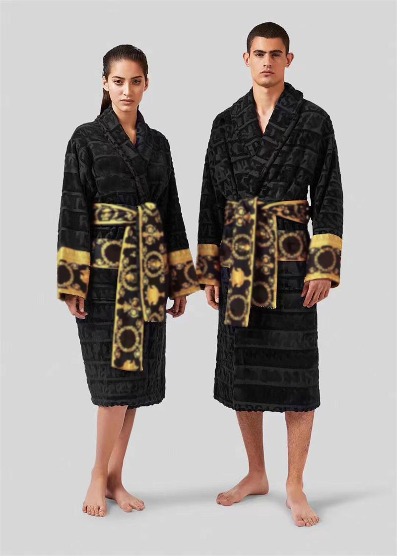 Designer Men's Pyjamas Men's and Women's Nightrowns Five-Star Pure Cotton Absorbent Jacquard Thick Retro Bathrobe Long Home Fashion Bathrobe Z6
