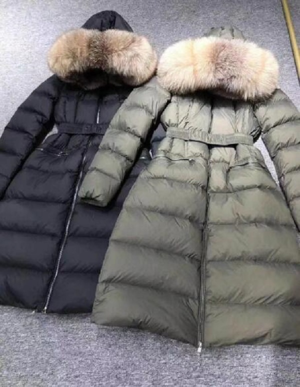 Chaqueta de plumón con capucha para mujer Invierno Calor al aire libre Chaquetas largas Abrigos Cuello de pelo de mapache real Parkas de moda cálidas con cinturón Abrigo de algodón para mujer Ropa de abrigo