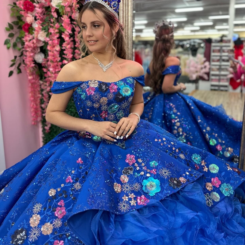 Glitzernde blaue Quinceanera-Kleider mit Umhang, formelle Geburtstagsfeier, Ballkleid, Applikationen, Perlen, Tull, abgestuft, Vestidos de 15 Jahre