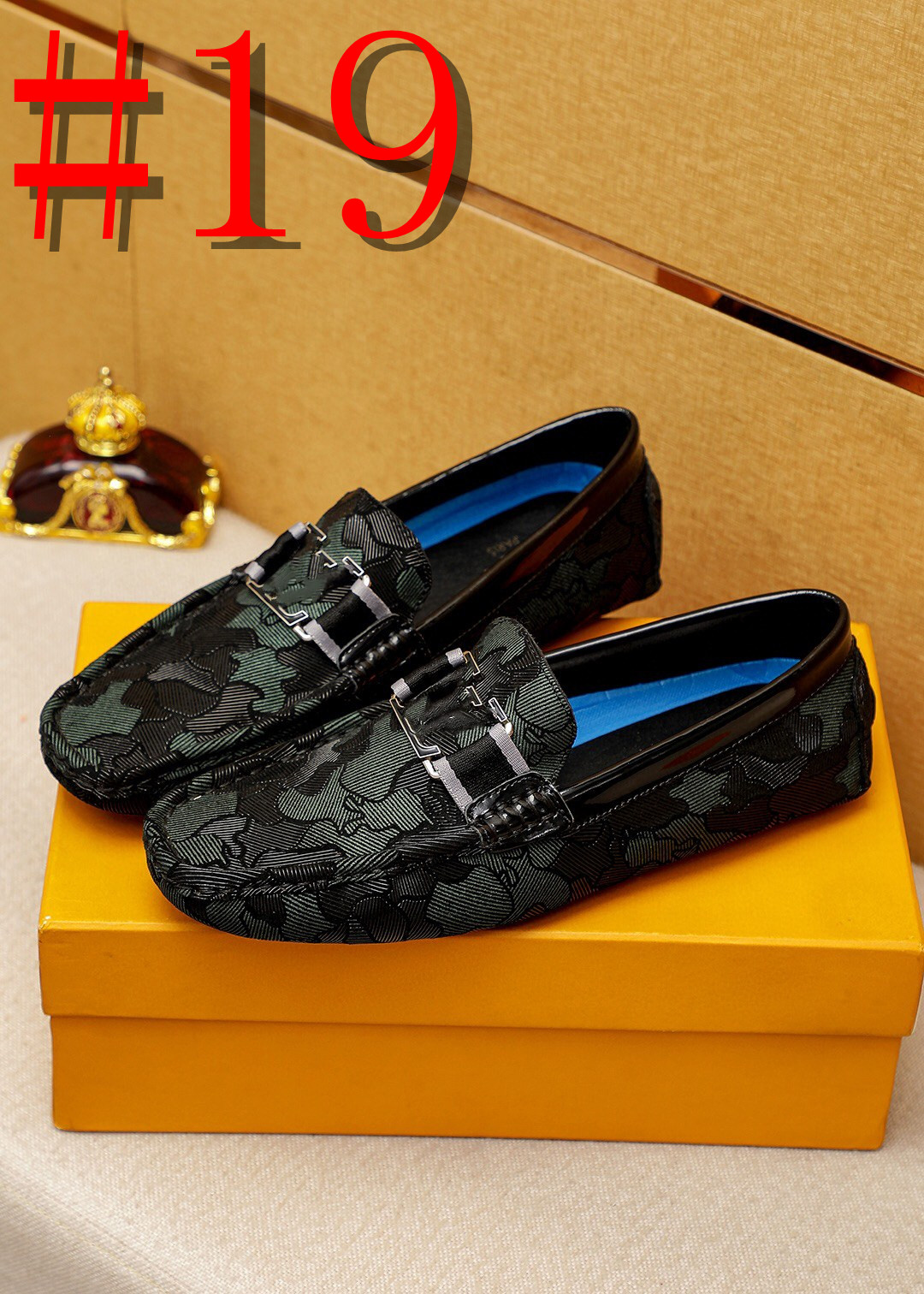 39MODEL 2024 Fashion Young Casual Designer Loafers Shoes Large Size 46 Luxury Patent Leather Handmade Men Shoes Rubber Non-Slip Driving Men Footwear