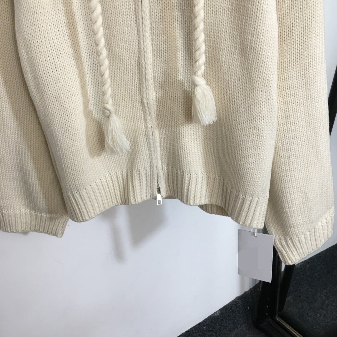 1204 L 2023 Runway Otoño Marca Mismo estilo suéter blanco de manga larga con capucha ropa de mujer de alta calidad para mujer 20238938