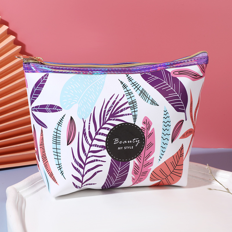 DHLCosmetic Bags Leaf Printing Triangle Shaped PU Large Capacity Travel Multifunctional Storage Bag Mix Color