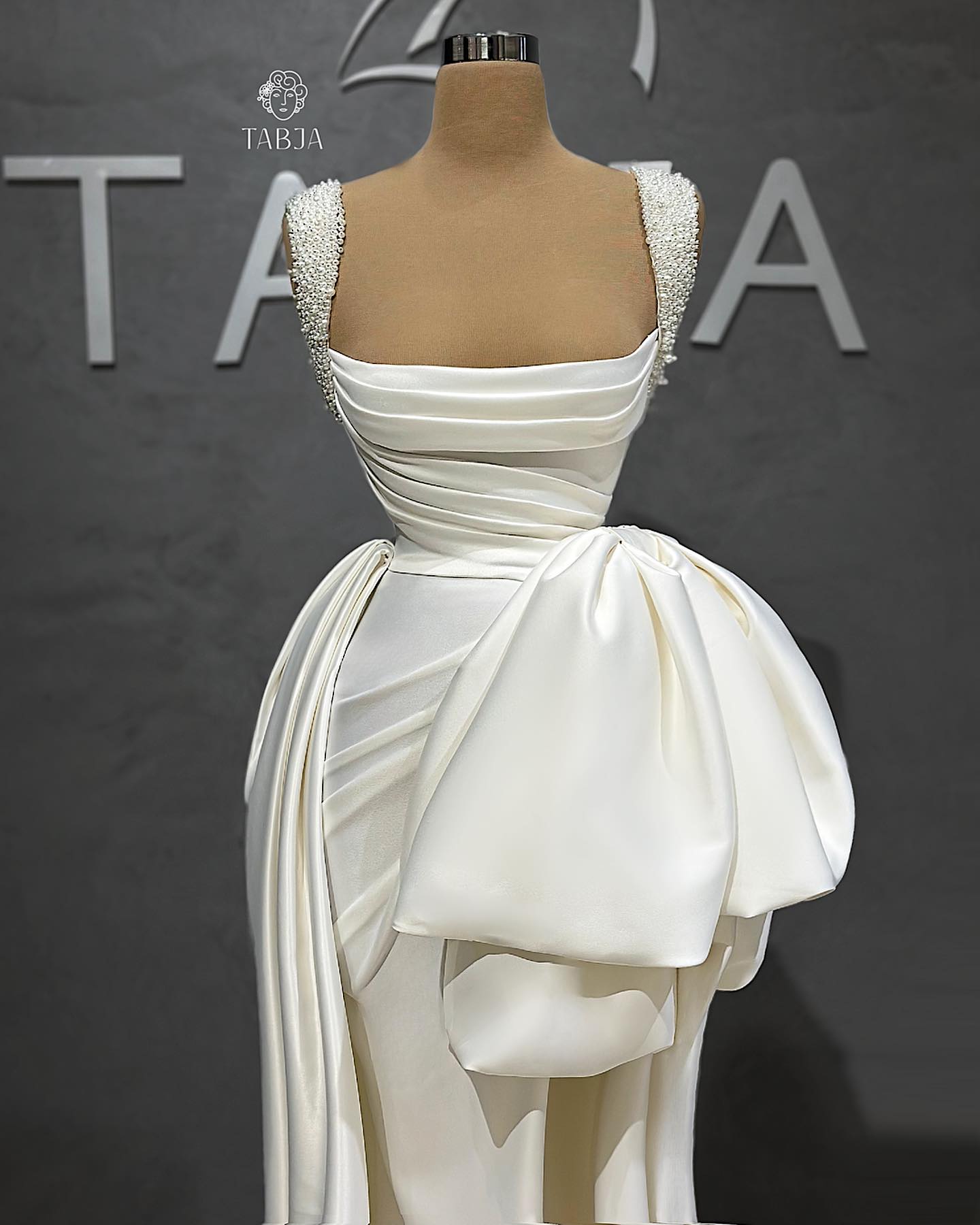 Стильные свадебные платья с жемчугом и русалкой, плиссированные свадебные платья с разрезом по бокам, с квадратным вырезом и скользящим шлейфом, атласное платье Vestido De Novia