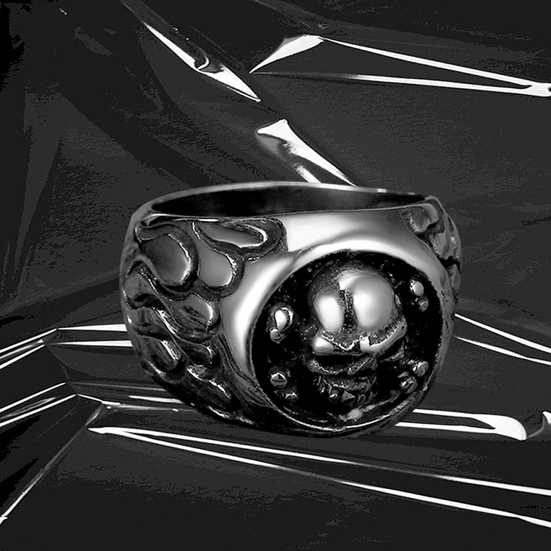 Hip Hop Hommes En Acier Inoxydable Bijoux Gravure Crâne Men039s Bague Mode Violente Locomotive Biker Anneaux Hommes Bijoux Taille 8 à 5384553