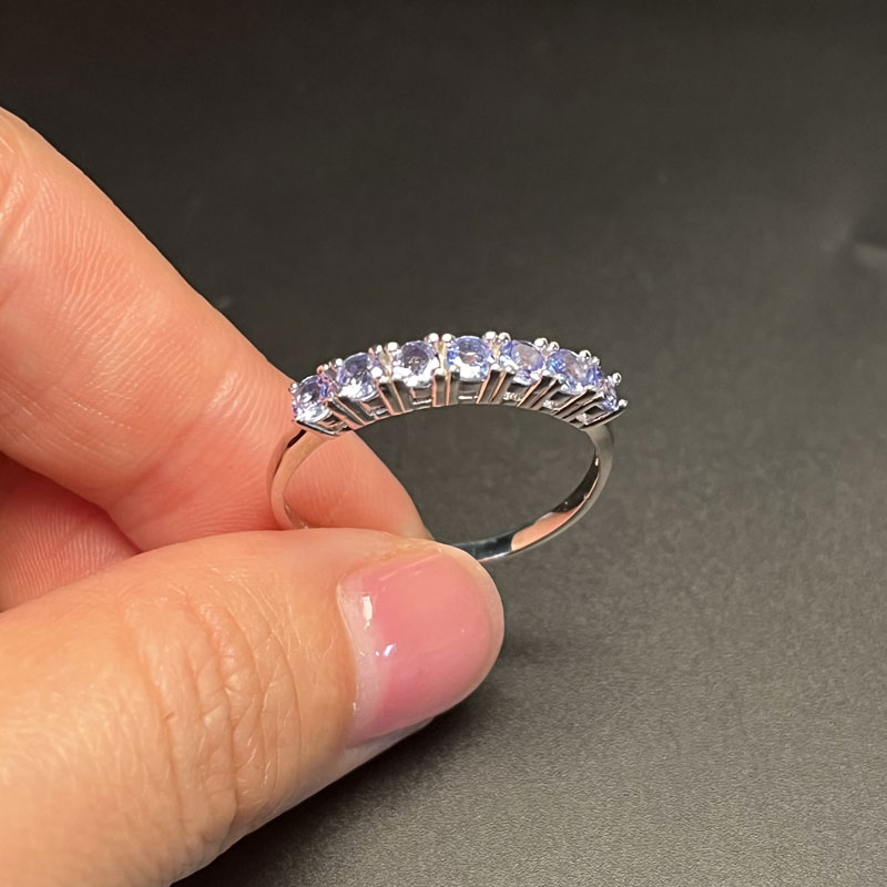 Anello con tanzanite naturale da 0,7 ct totale l'uso quotidiano Gioielli in argento 925 con tanzanite di grado VVS da 3 mm