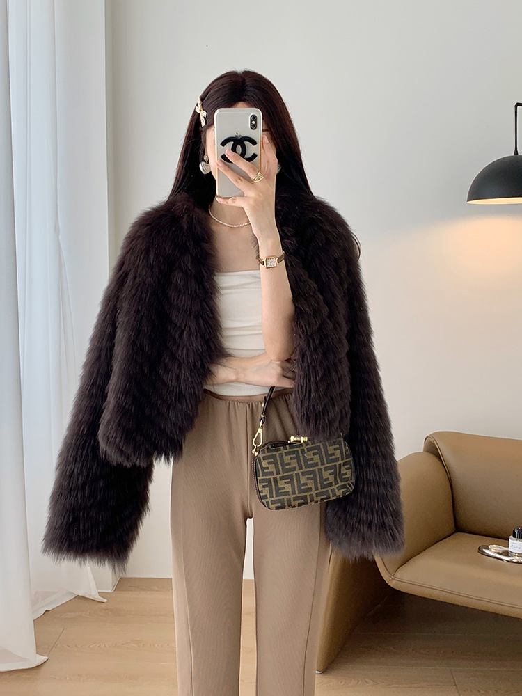 2024 New Women's Leather and fur Autumn and Winter New Fox Hair Car Stripe Fur Coat Women's Short Korean Edition Slim and Elegant Young Fur Coat