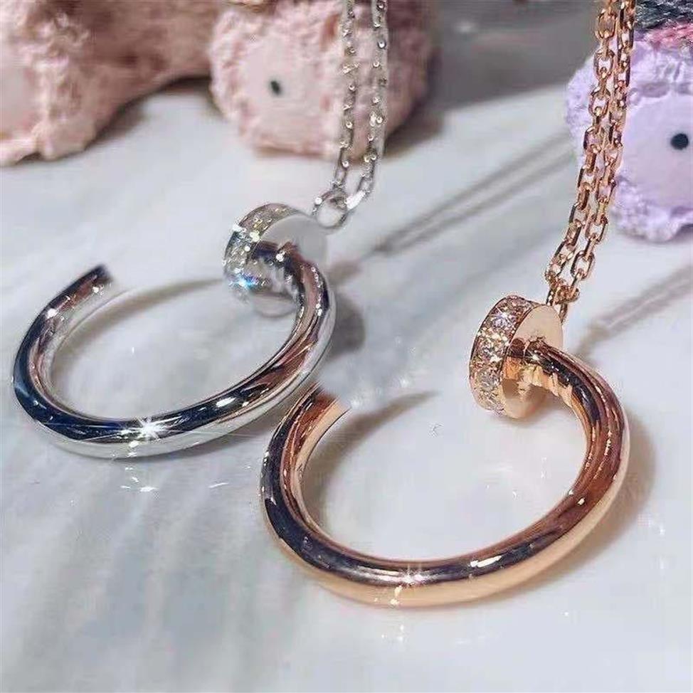 Ny stil diamantguld silverhänge halsband för män och kvinnor modedesigner design rostfritt stål nagel smycken236r