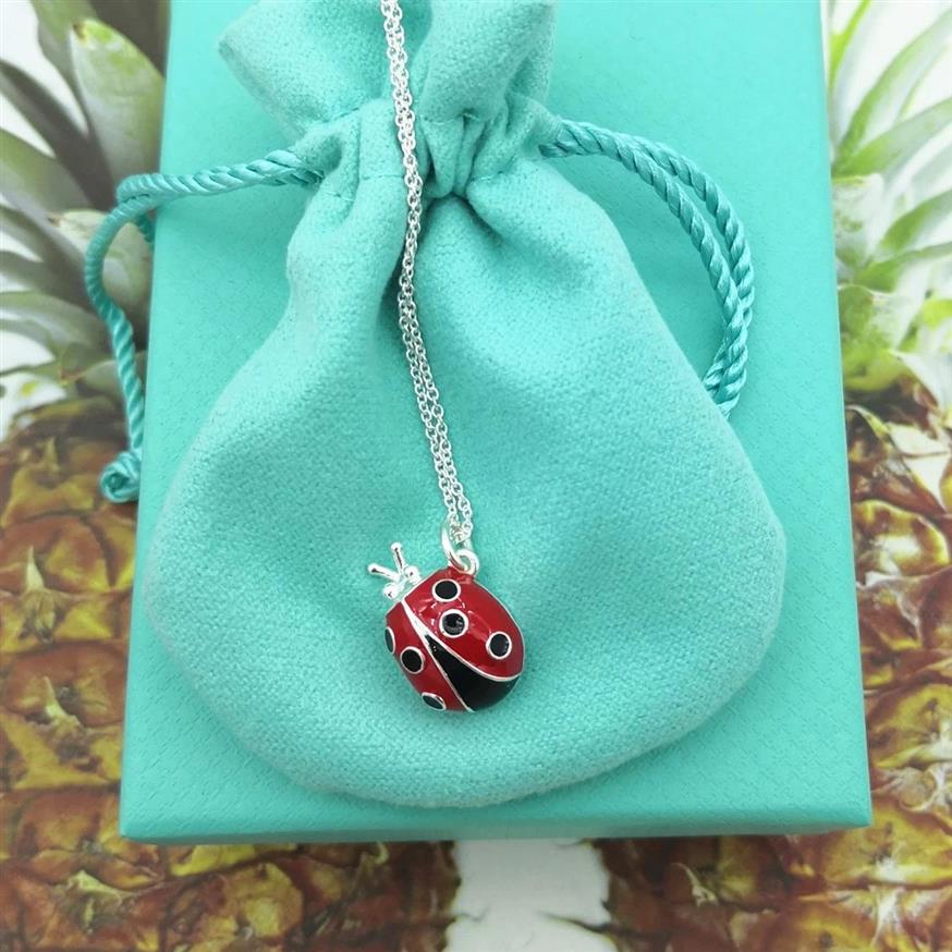 Sterling silver 925 classic fashion exclusive blue beetle pendant ladies necklace Ladybug Necklaces jewelry302P