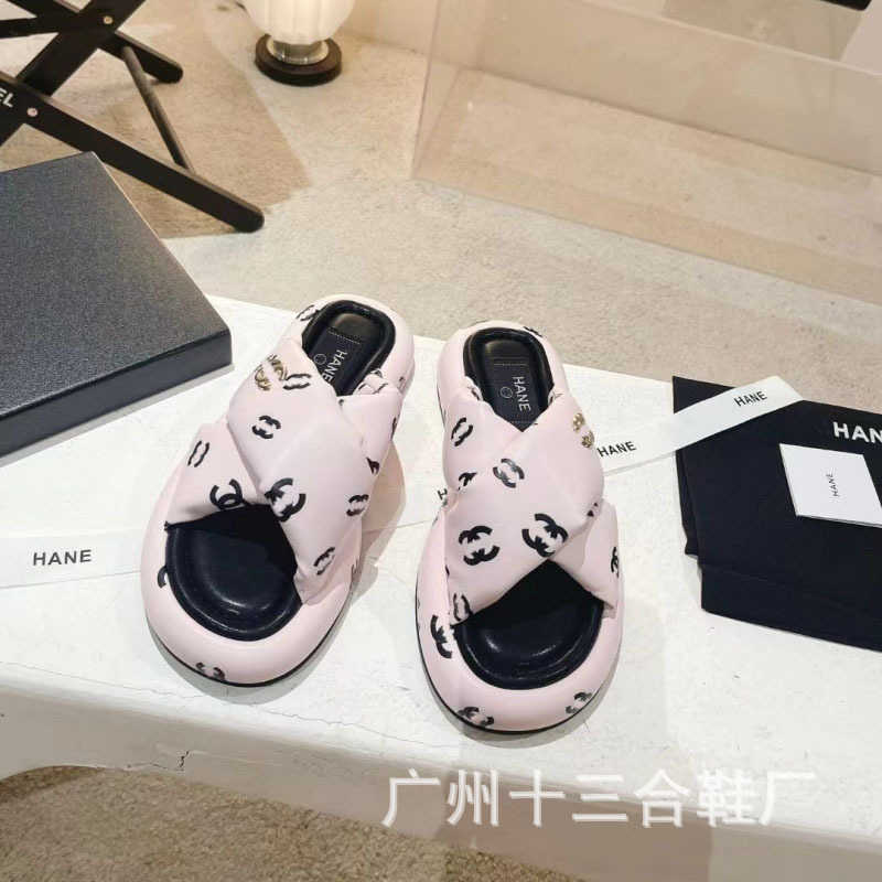 38% OFF Sports shoes 2024 Xiaoxiang Summer New Internet Celebrity Fairy Casual Outwear Fashion Thick Sole Cross Slippers