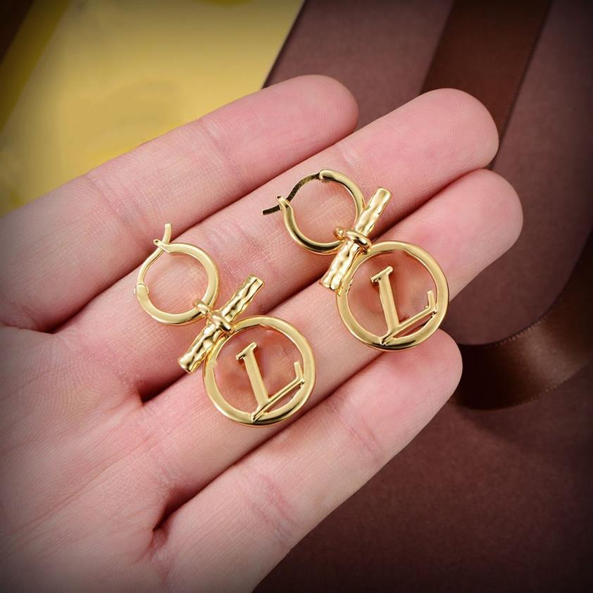 LW France Baby L0Uise for Woman Gold Stud örhängen Designerörhängen Guldpläterad 18K T0p Kvalitet Officiella reproduktioner Fashion AN270L