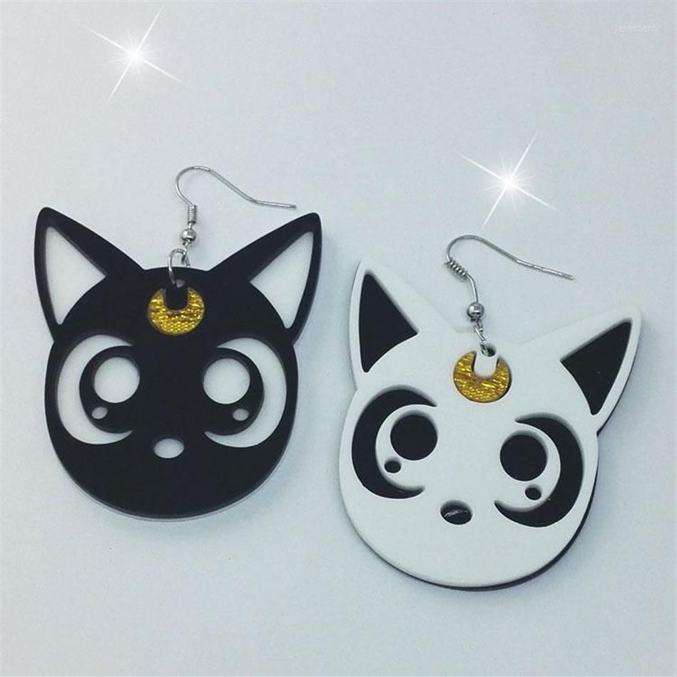 Kolczyki Dangle Cartoon Harajuku anime księżyc czarny kot piękny cosplay kropla akrylowa biżuteria dla kobiet mody 303H