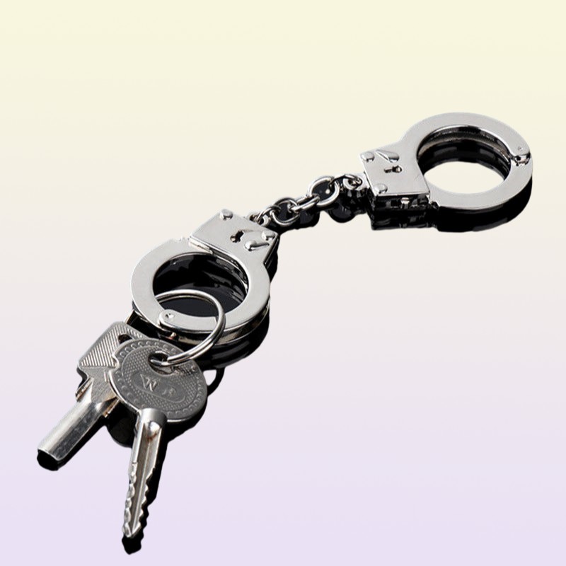 Simulation handcuffs metal keychain car key bottle opener men and women keychain4799068