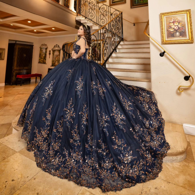 Abito stile Quinceanera con corsetto blu scuro con perline Abito da ballo con lacci Abito da laurea con scollo a cuore Applique quinceanera de 15 anos Dolce 16