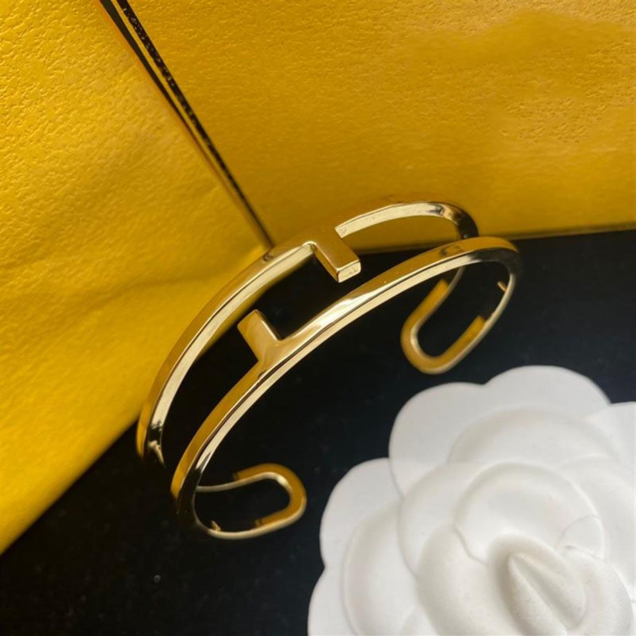 Schlichtes Designer-Armband „Move“, goldenes Hartarmband, klassische Armbänder mit Buchstaben F für Damen, modischer Charme, Ohrringe, Halskette 220708216Y