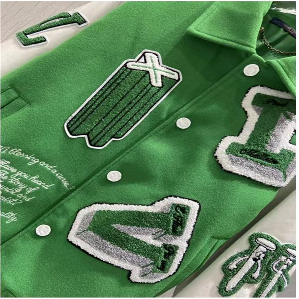 Mens Hoodies Sweatshirts Varsitys Mens Luxurys Designer Jackor Single Breasted Keep Warm Sportswear Varsity Coat Green Color Baseball Uniform Viutonity Jac BJWL