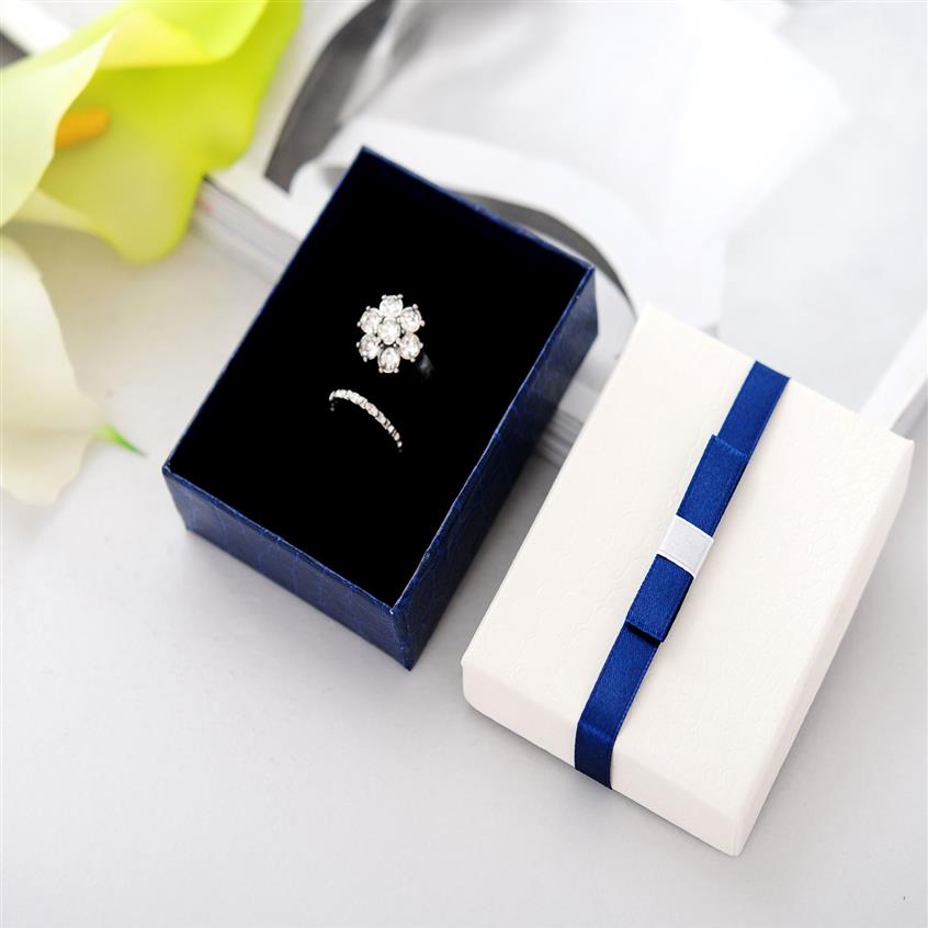 Prosty siedemfestiwalowy bluewhite biżuteria rodnikowa pudełko ring pudełka wislarza
