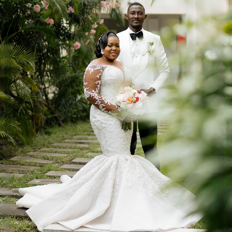 Nigeria Meerjungfrau-Hochzeitskleid für die Braut, Übergröße, lange Ärmel, Spitze, Rehinestones-Brautkleider, elegant für die Braut, afrikanische schwarze Frauen, Landhausstil, Kapellenkleid D065