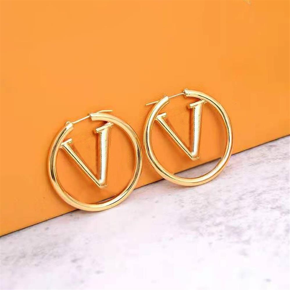 Brevdesignörhängen Big Circle Simple New Fashion Stud Womens Hoop Earring For Woman High Quality With Box2409