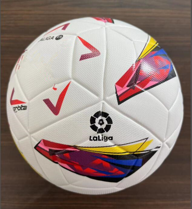 Pu La Liga League 2023 2024 Soccer Ball Size 5 High-klass Nice Match Liga Premer Finals 23 24 Fotboll Skicka bollarna utan luft