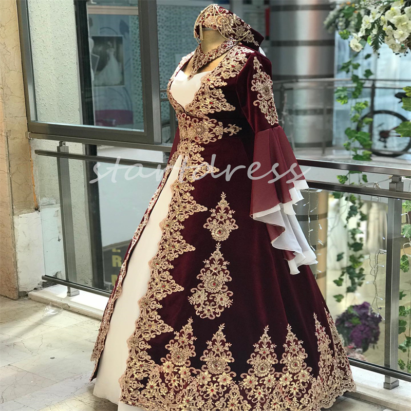 Turkish Burgundy Arabian Evening Dress 2024 Gold Appliques Lace Kaftan Moroccan Abayas Prom Dress Long Sleeve Vestidos De Novia Formal Occasion Birthday Party Gown