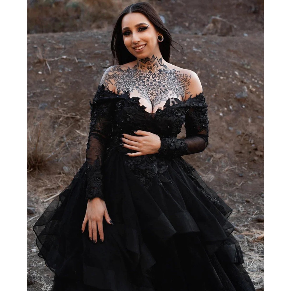 Plus Size Black Wedding Dresses Lace Beaded Sheer V Neck Illusion Long Sleeve Civil Bridal Gown Custom Made Robe De Mariee YD