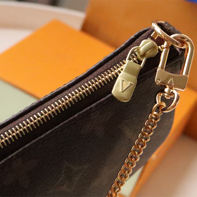 5A Mens Card Holder Wallet on Chain Zippy Organizer Wallet Bag Bag Crossbody Cardholder محافظ قصيرة المصمم محافظ المحافظ مربع هدية عيد الميلاد M82623