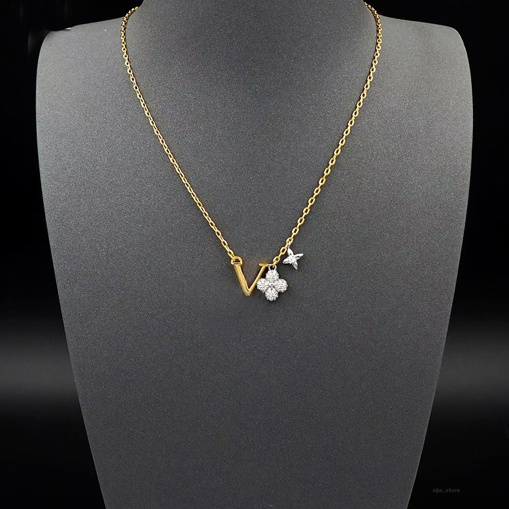 chains necklaces designer pendant necklace for women men gold pink plate small flower letter womens mens black chain luxury fine designer jewelry girl gift with box