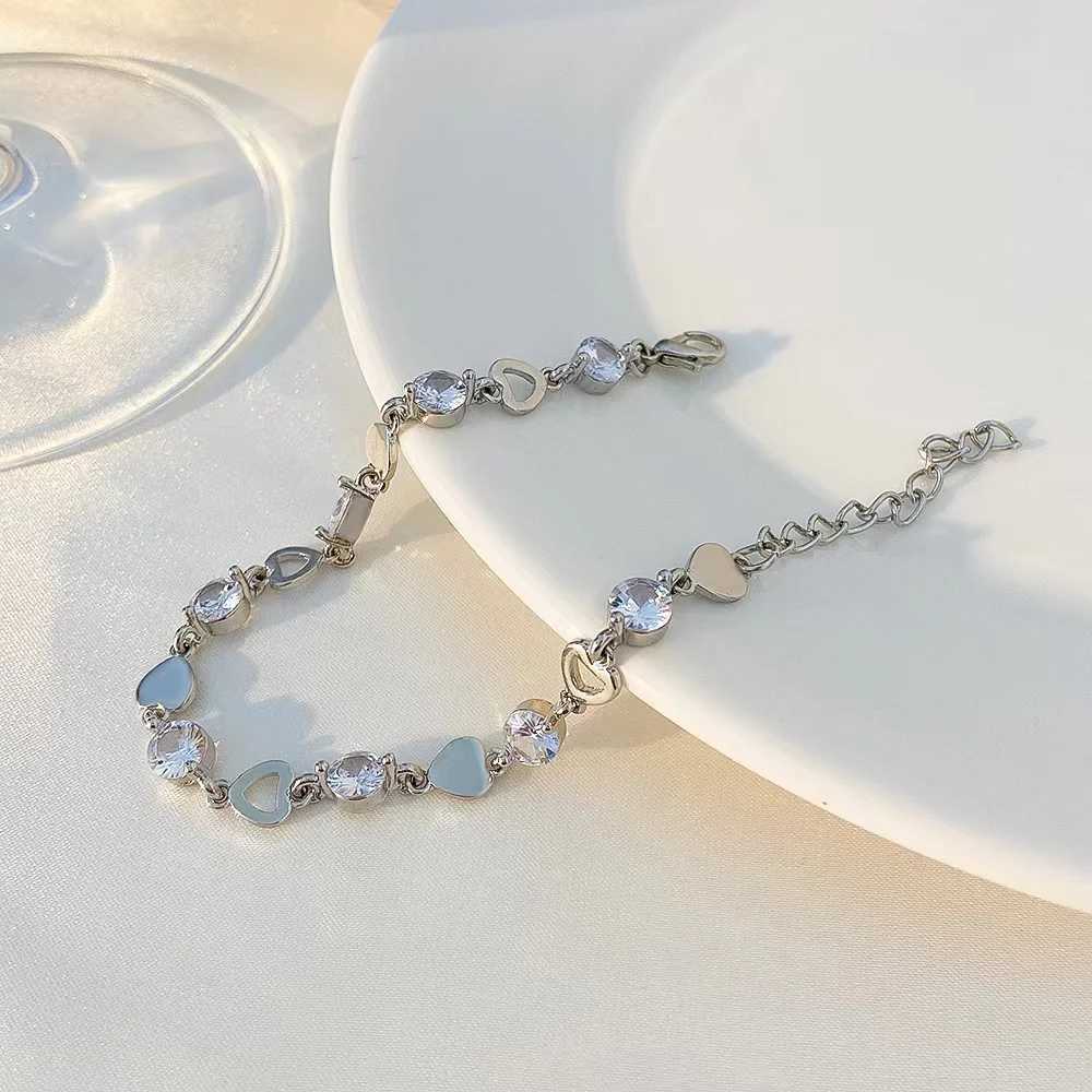 Bracelets de mariage Nouvelle tendance mode élégante délicate brillant doux amour zircon bracelet womens bijoux de mariage cadeau de fête d'anniversaire de tous les jours