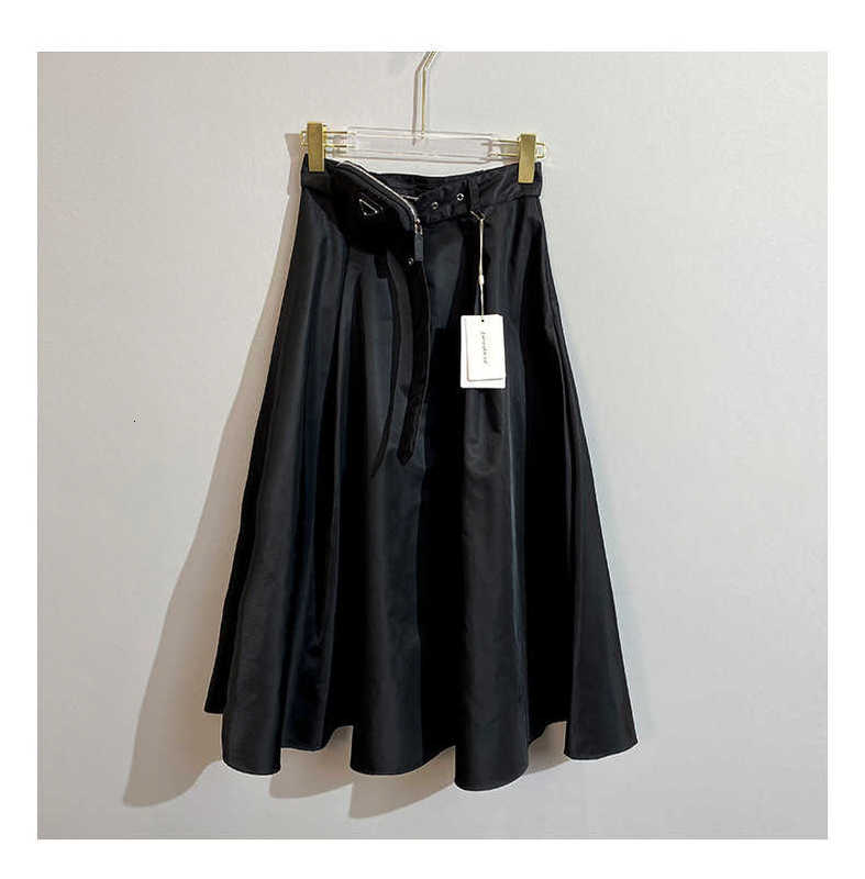 スカートデザイナーブランドフレンチニッチ2023夏のニューブラック汎用性の高いAラインロングスカートプリーツウエストバッグ女性用ウエストバンドKCGH