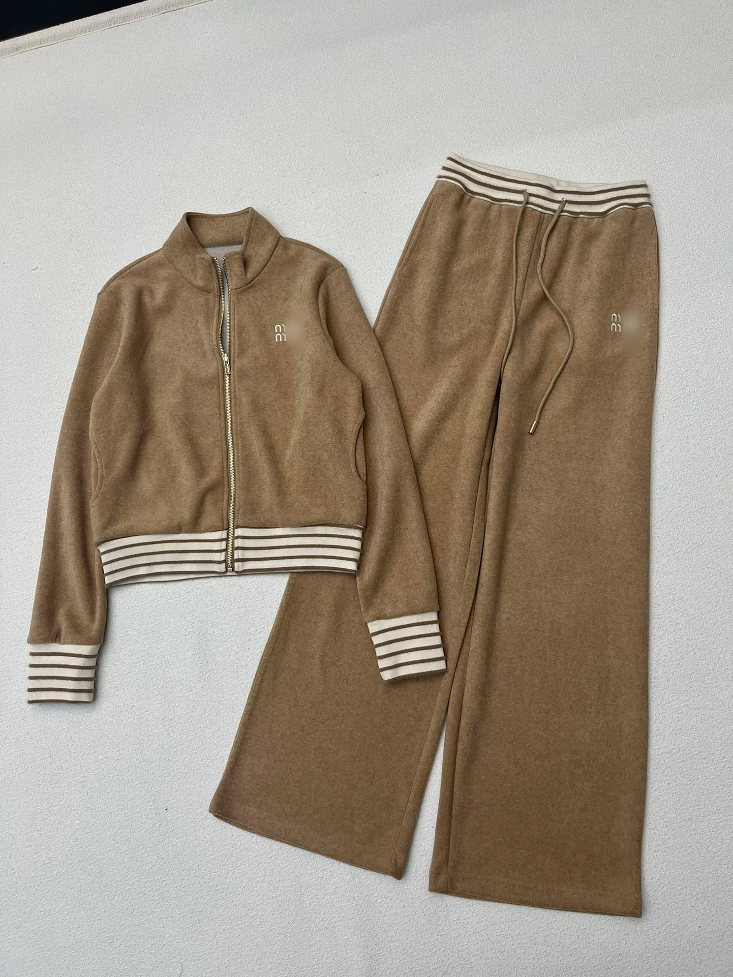 Cardingan pant Sweatshirt set pullover turtle neck cropped Women's tracker luxury designer Short Coat + Lace Up Wide Leg Pants Sportwear Outfits