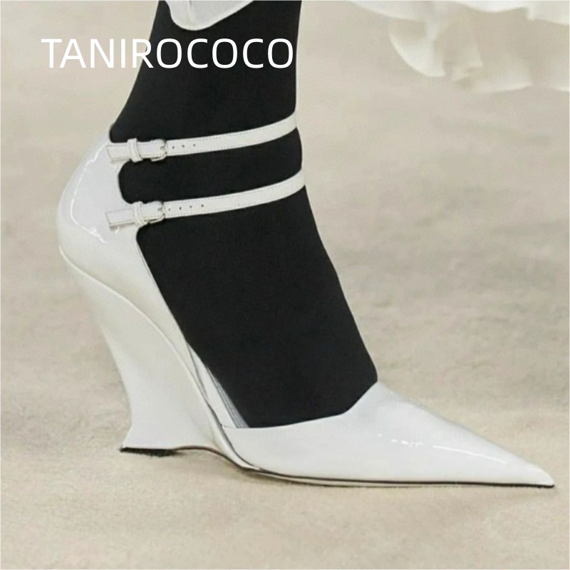 Slope piatto in pelle alla moda con scarpe da 10,5 cm banchetti casual scarpe da donna scarpe da ballo cavo design del marchio femmina veicoli autoveicoli di grandi dimensioni scarpe da donna 41