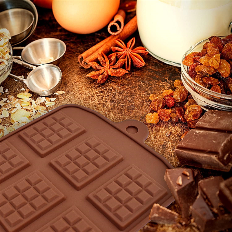 12グリッドチョコレート型DIYベーキングワッフル型ワッフルを作るための自家製のチョコルテグミケーキを飾るハードキャンディーを飾る