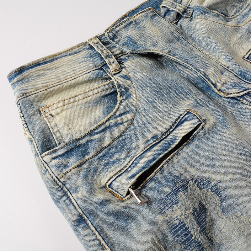男性のジーンズの摩耗と裂け目複数のポケット、スリムフィット、弾力性、トレンディなカット、オートバイハイストリート
