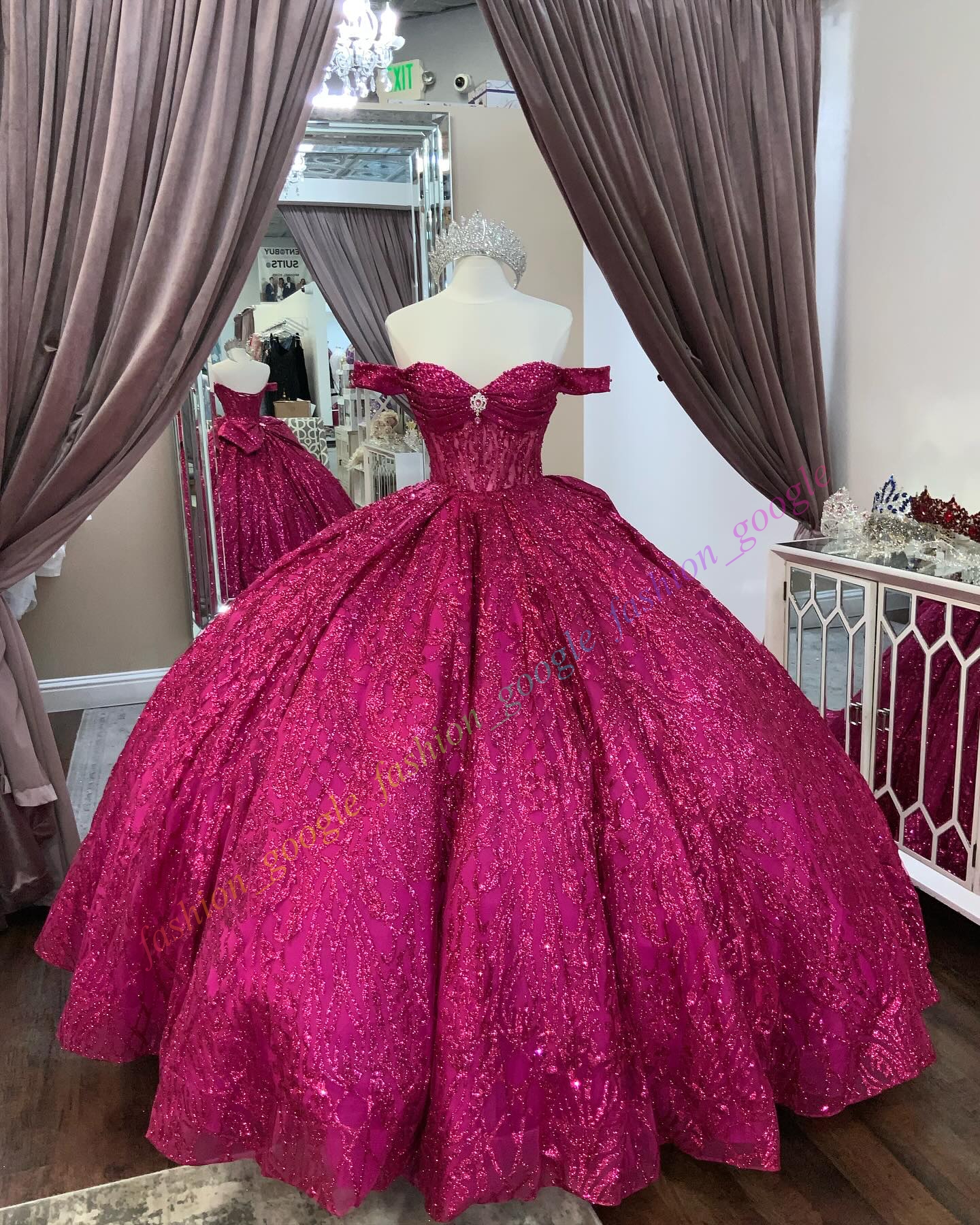 Shimmering Glitter Tulle Quinceanera Dress Detachable Back Bow Ball Mexican Quince Sweet 15/16 Birthday Party Gown for 15th Girl Drama Winter Formal Prom Gala Berry