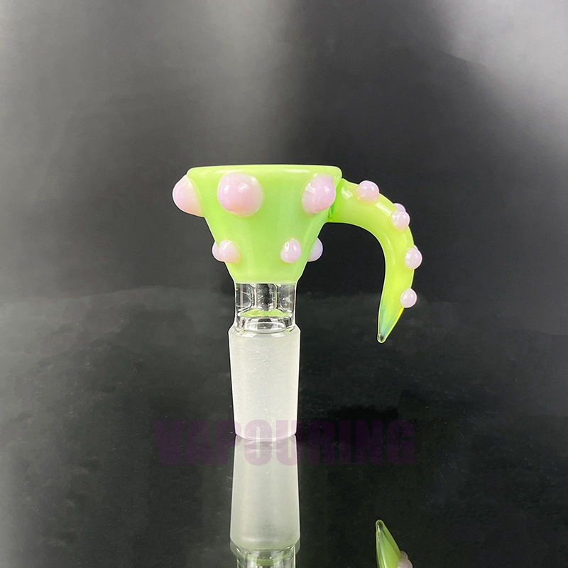 Mais recente Fumar Colorido Boi Chifre Estilo Pyrex Vidro Grosso 14MM 18MM Masculino Joint Erva Tabaco Filtro De Vidro Tigela Plataformas Petrolíferas Waterpipe Bong DownStem Bubbler Titular DHL