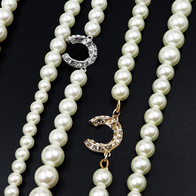 Designer Luxury Classic Long Pearl Necklace Sweater Chain French Brev Gold Silver Två ton inlagd strass kvinnor charm levererar morhalsband gåva