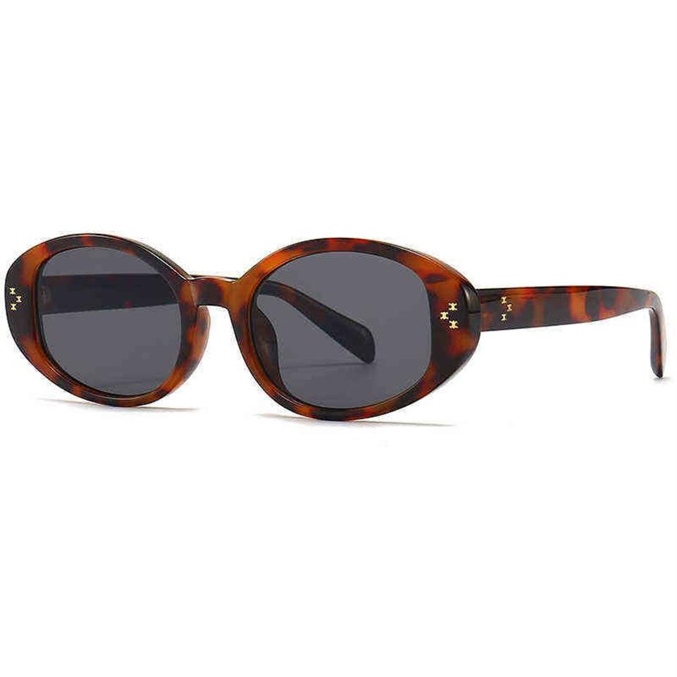 Sun Glass New Triumphal Small Frame Sunscreen Women's Solglasögon Sense Ris Nail Fashion Solglasögon Women193V