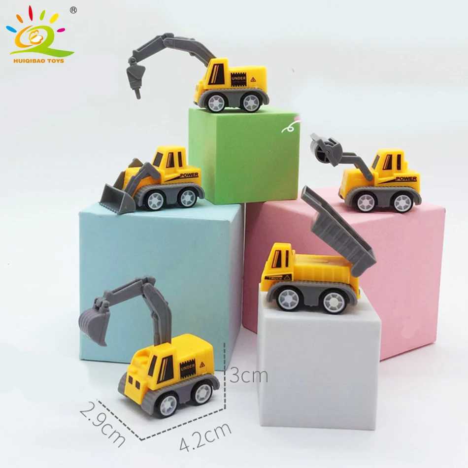 Diecast Model Cars Huiqibao 5-stycke Set Education Children's Toy Engineering Vehicle Model Five Mini Cars Excavator Crane Dump Truckl231114