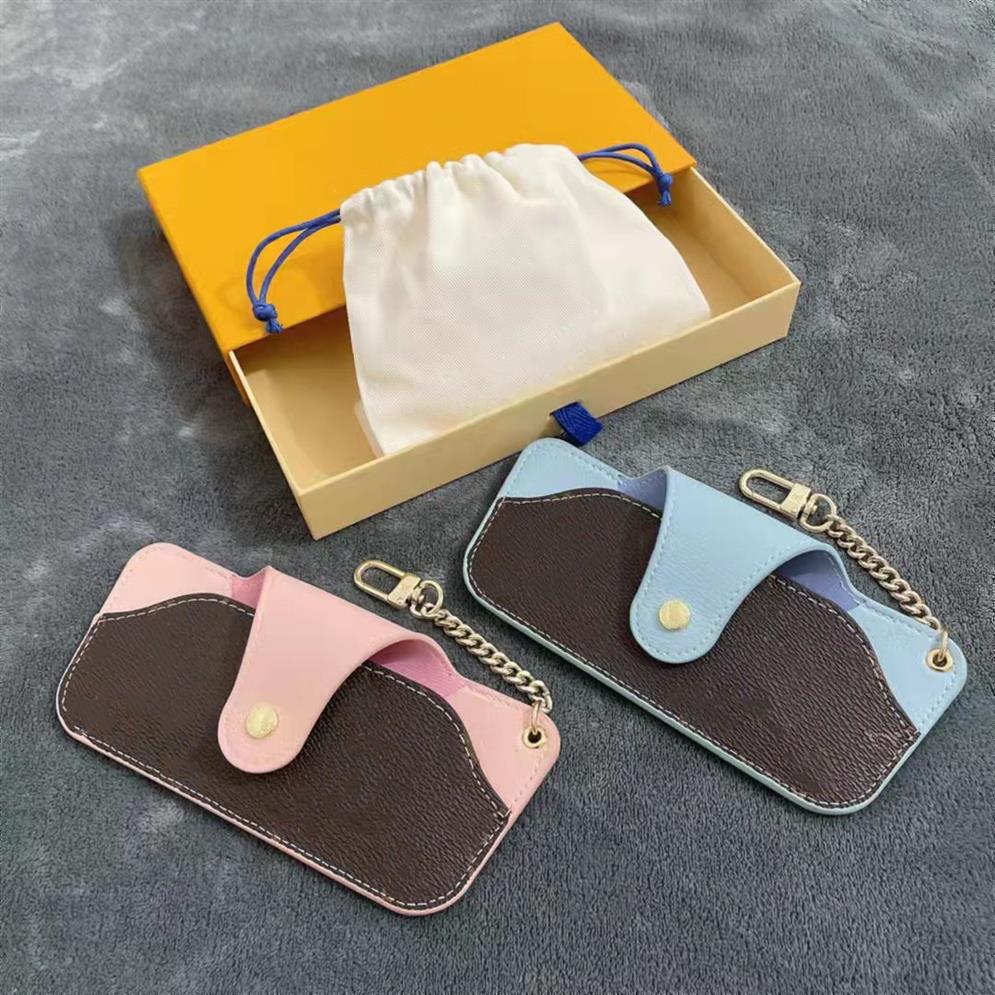 Fashion Leather Designer Glasögon Bag Pendant Blue Pink Creative Glasses Box For Women Keychain Charm Myopia Gereglasses Case Packag303q