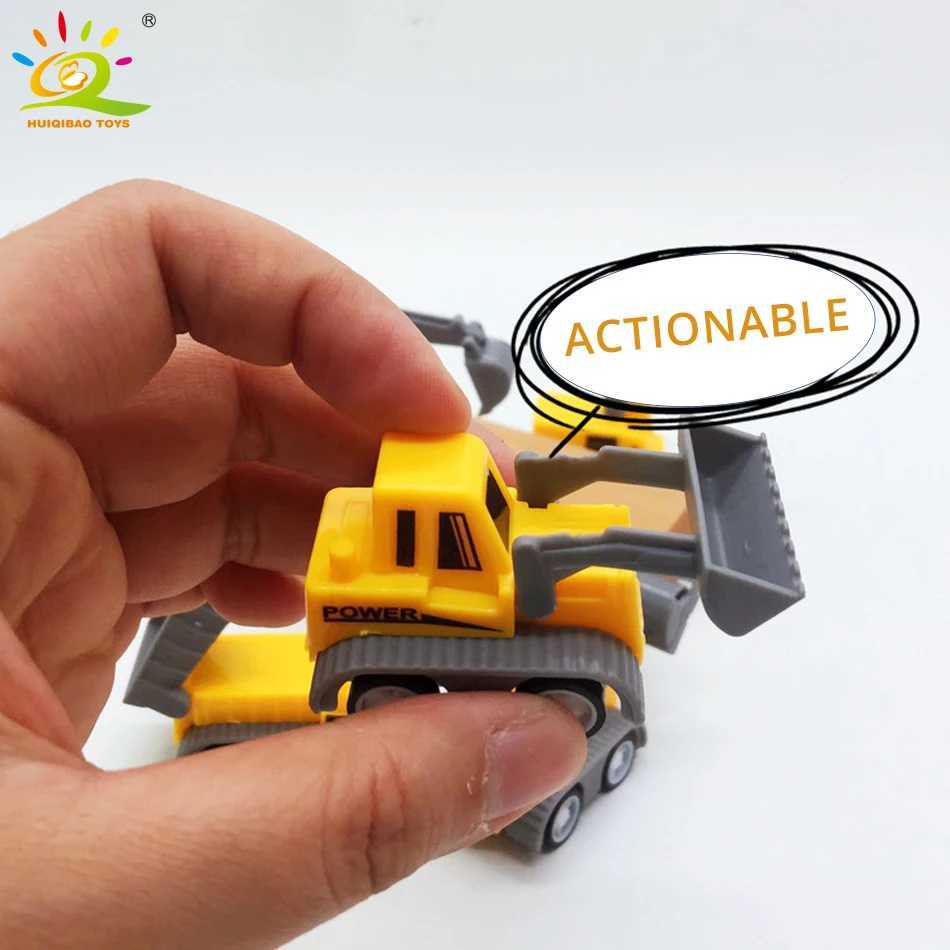 Diecast Model Cars Huiqibao 5-stycke Set Education Children's Toy Engineering Vehicle Model Five Mini Cars Excavator Crane Dump Truckl231114