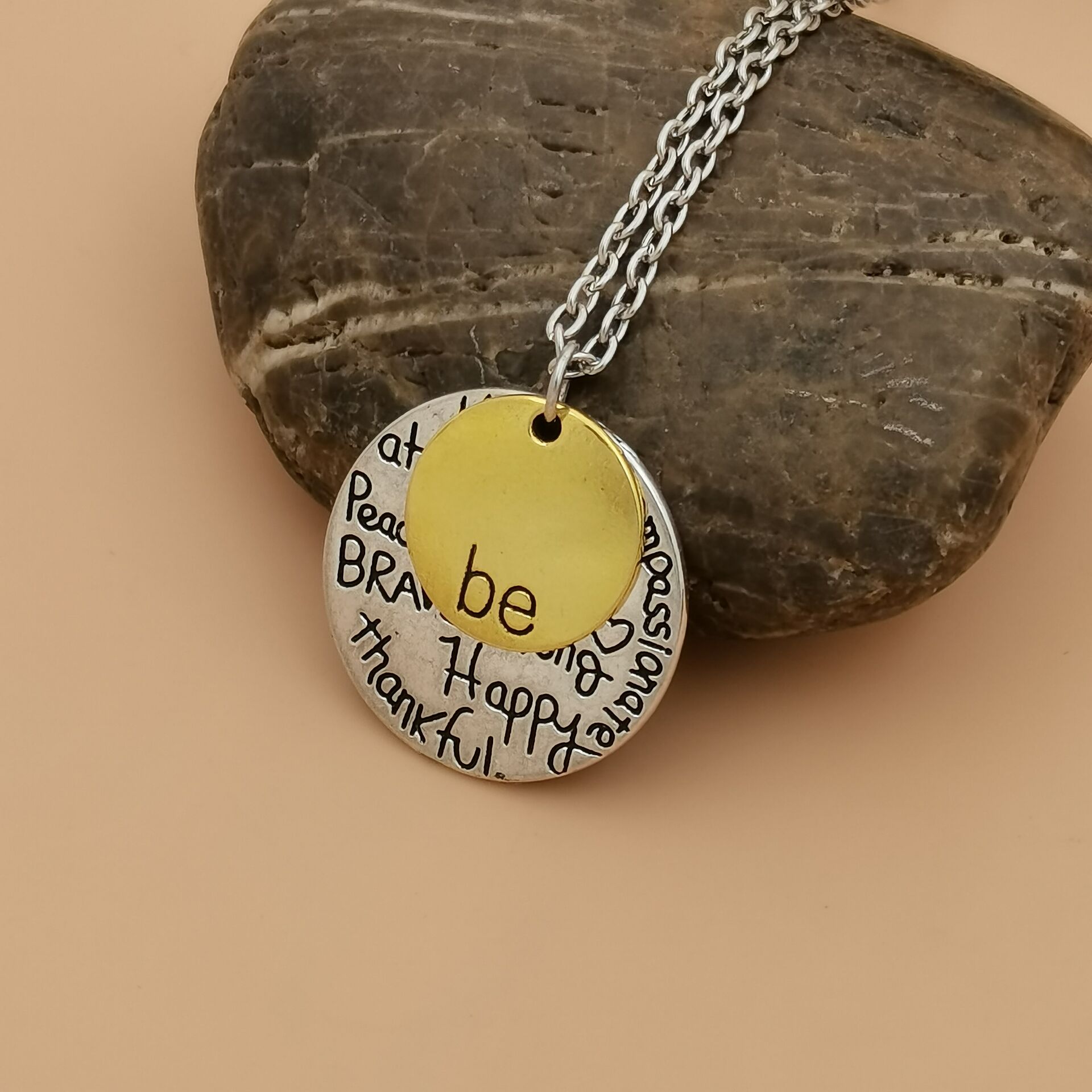 Fashion "Be" Graffiti Friend Brave Pendant Necklaces Happy Strong Thankfull Charm For Men women Jewelry A-175