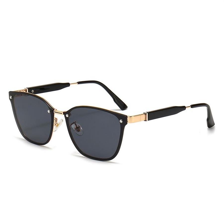 Marca de moda Gafas de sol para mujeres Hombres Metal Marco grande Polaroid PC UV400 Lentes polarizadas Viajes de vacaciones Gafas clásicas Accesso194G