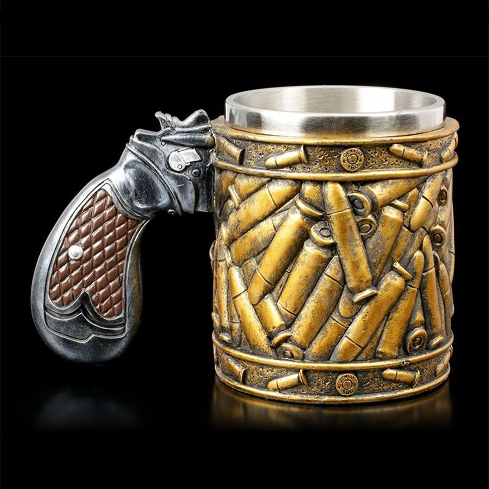 Gun Mugs Revolver Gun Pistol Tankard Mug med ammo kula runda skal ölmuggar kaffekopp dricker 400 ml237d