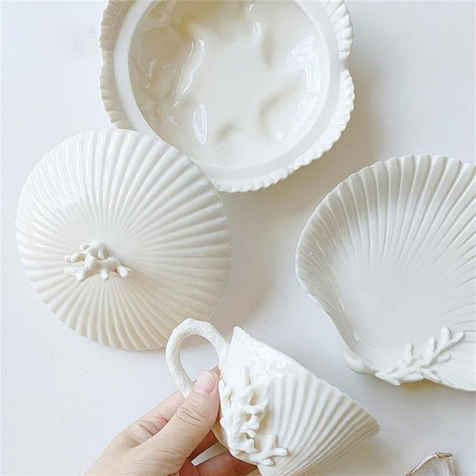 Koppar Saucers High-End Coral Shell Relief Coffee Cup and Saucer Ceramic Afternoon Teacup Creative Porcelain Tazas de Cafe250n