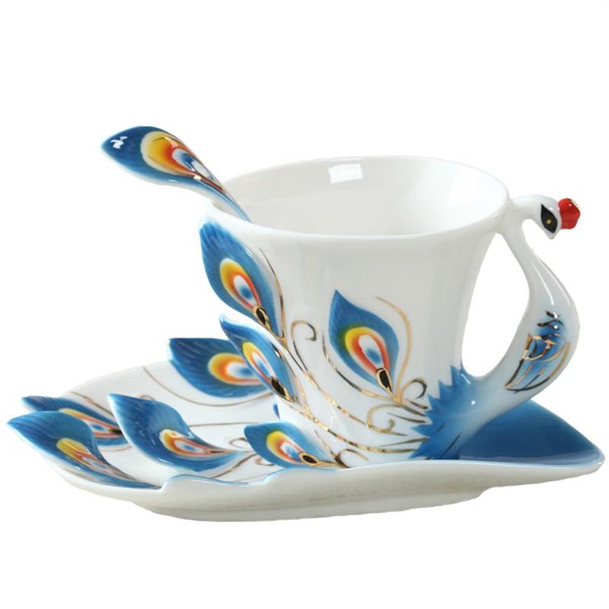 Nuovo design Pavone Tazza da caffè Tazze creative in ceramica Bone China Tazza in porcellana smaltata a colori 3d con piattino e cucchiaio Set da tè e caffè283U